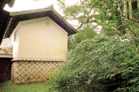 蕨岡家住宅土蔵の建物の画像