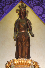 写真：十一面観音菩薩像の画像