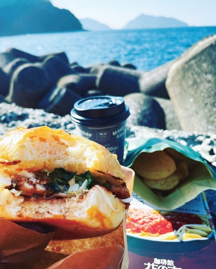 海辺の鯛カツバーガーの画像