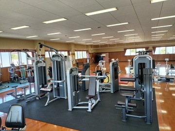 トレーニングマシン全体 トレーニングルーム全体